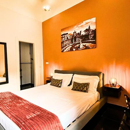 Hotel Palazzo Goyze à Naples Extérieur photo