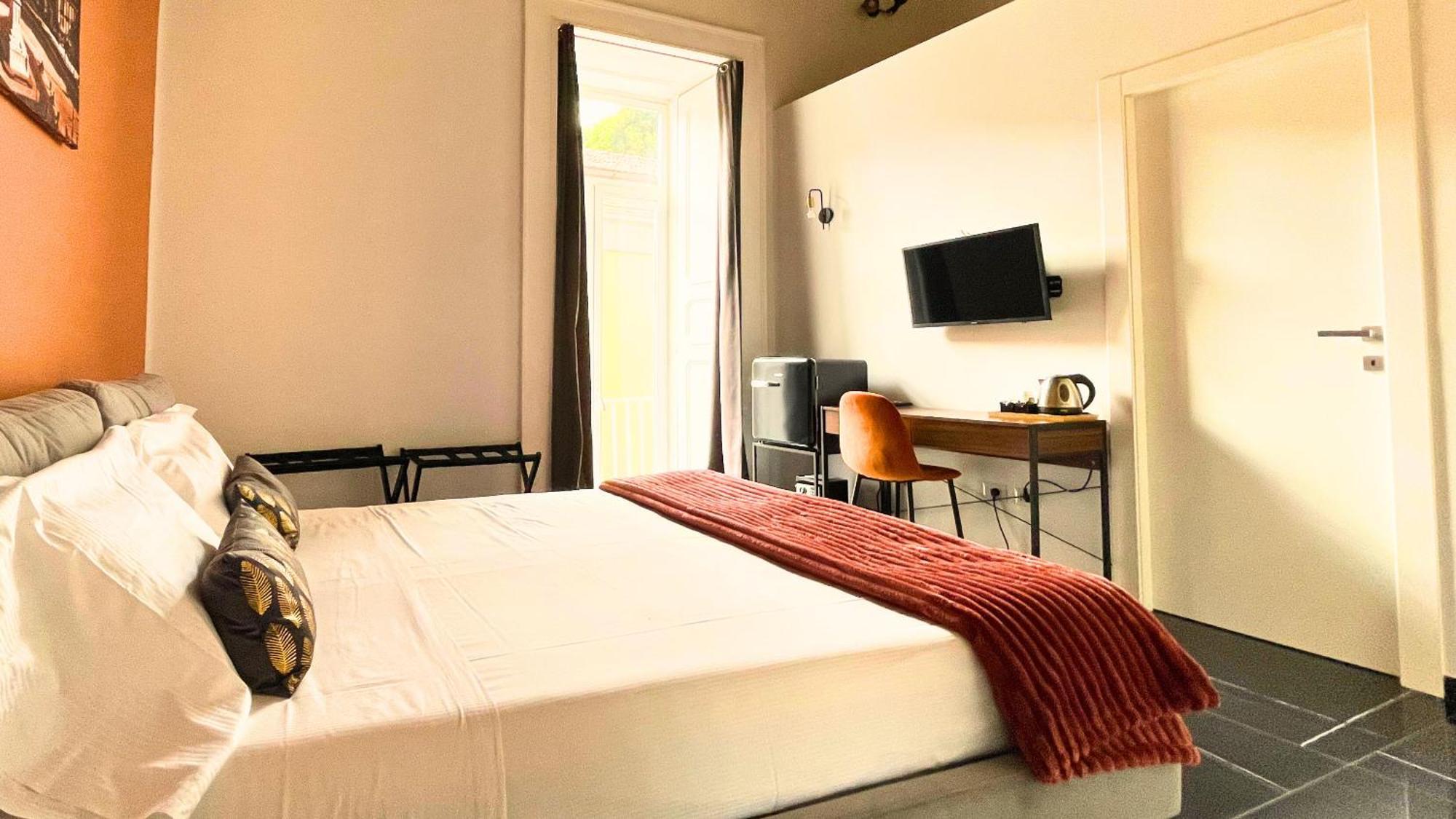 Hotel Palazzo Goyze à Naples Extérieur photo