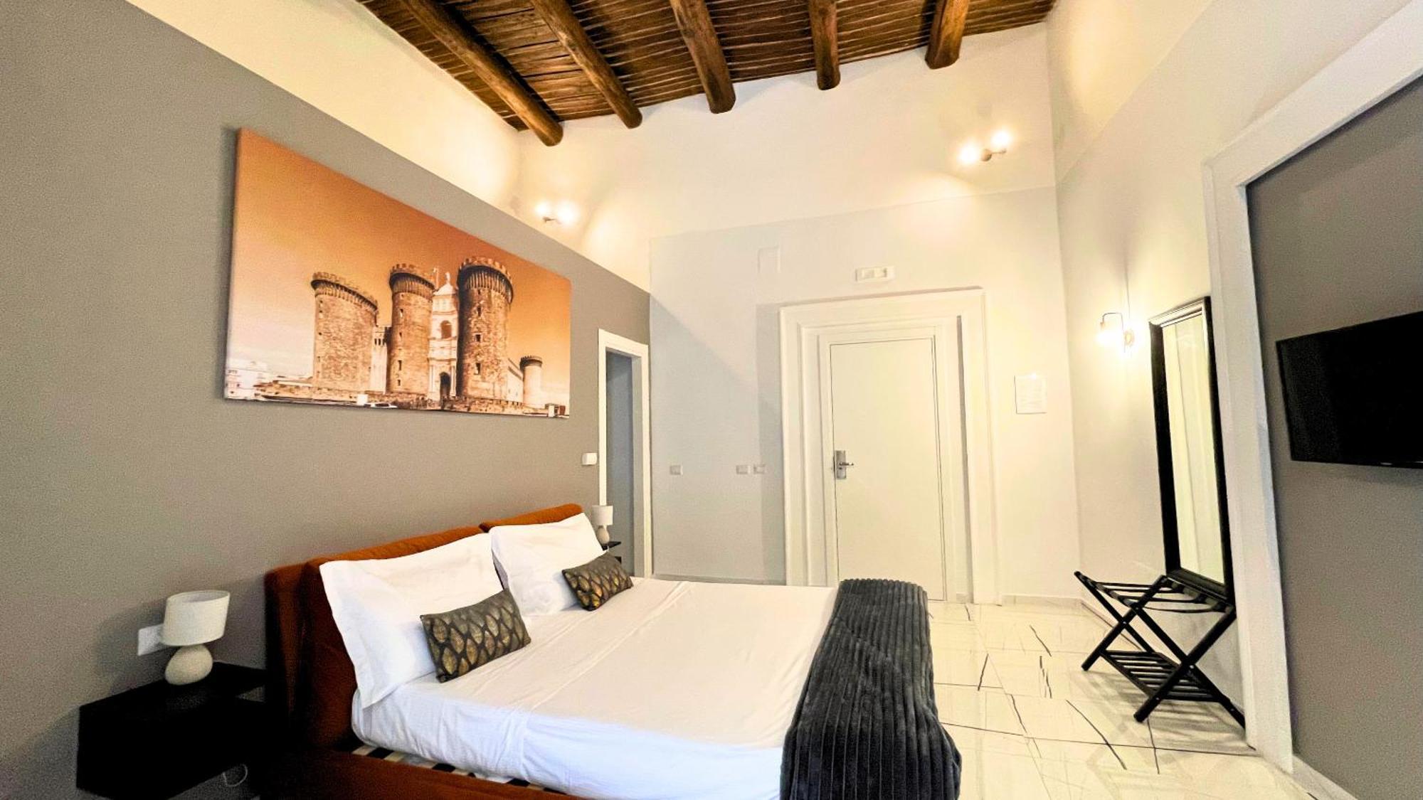 Hotel Palazzo Goyze à Naples Chambre photo
